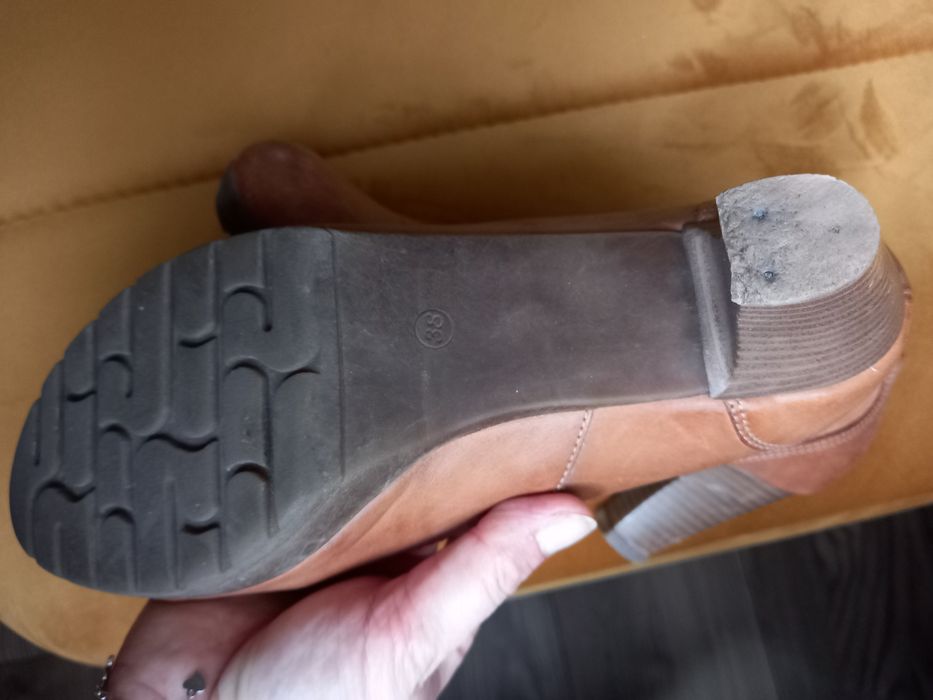 Buty na obcasie, 39, Lasocki, skora