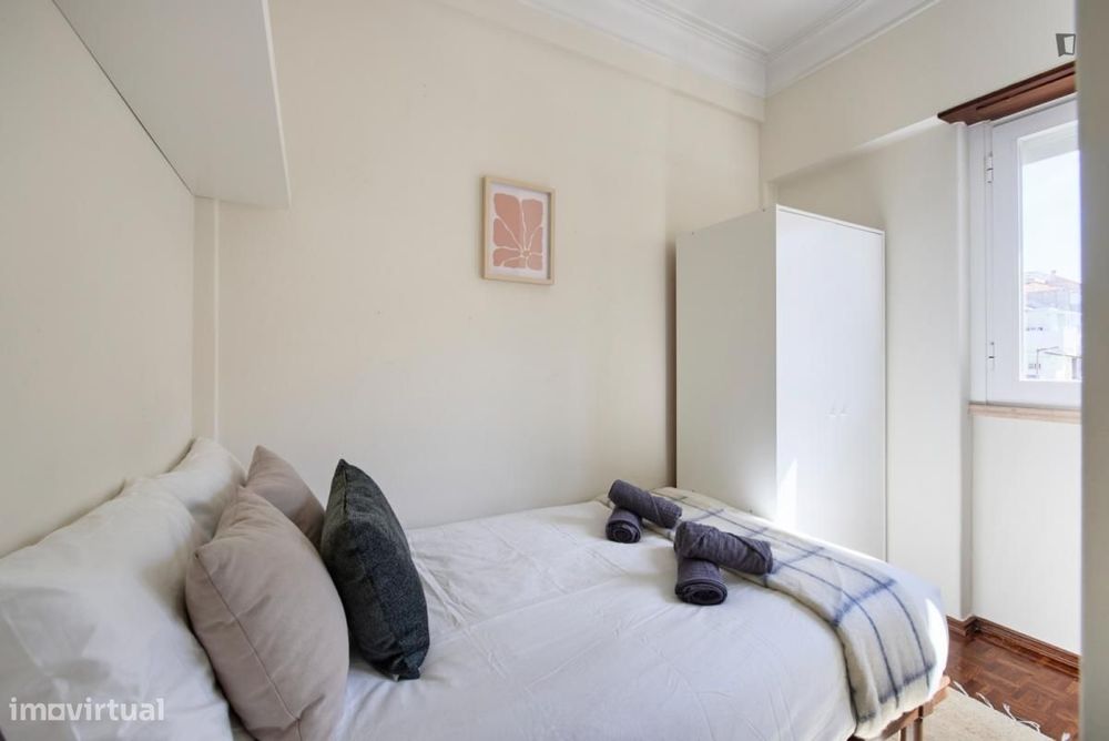 Quarto - localizado em Alvalade Lisbon