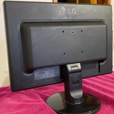 Монітор TFT19" LG flatron  W1942T Silver