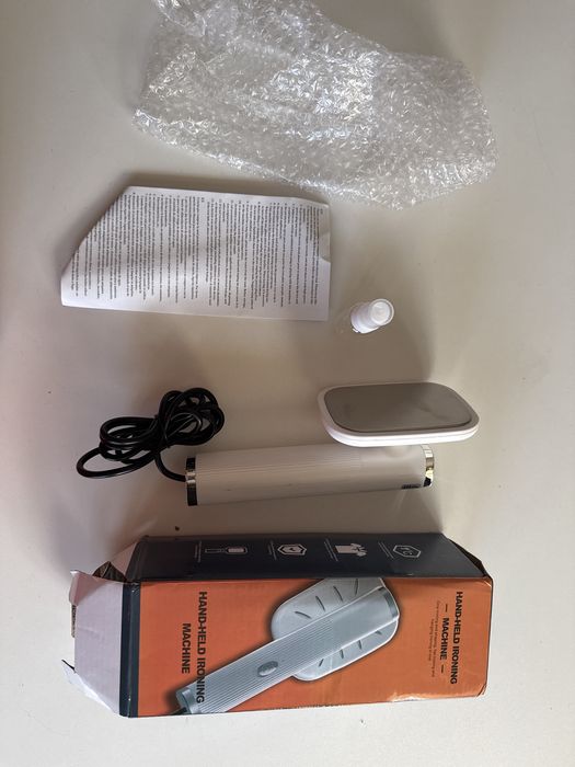 żelazko ręczne  na usb - sprawne.