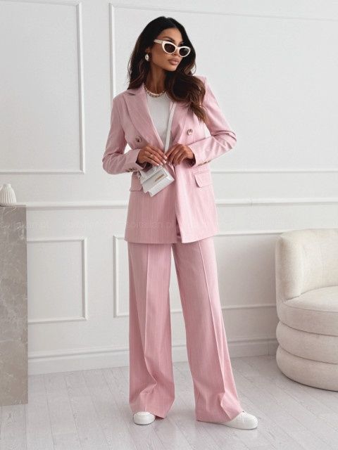 Garnitur pudrowy róż w białe paski EDAN S/36