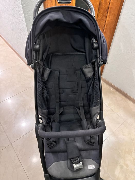 Прогулянкова коляска Chicco