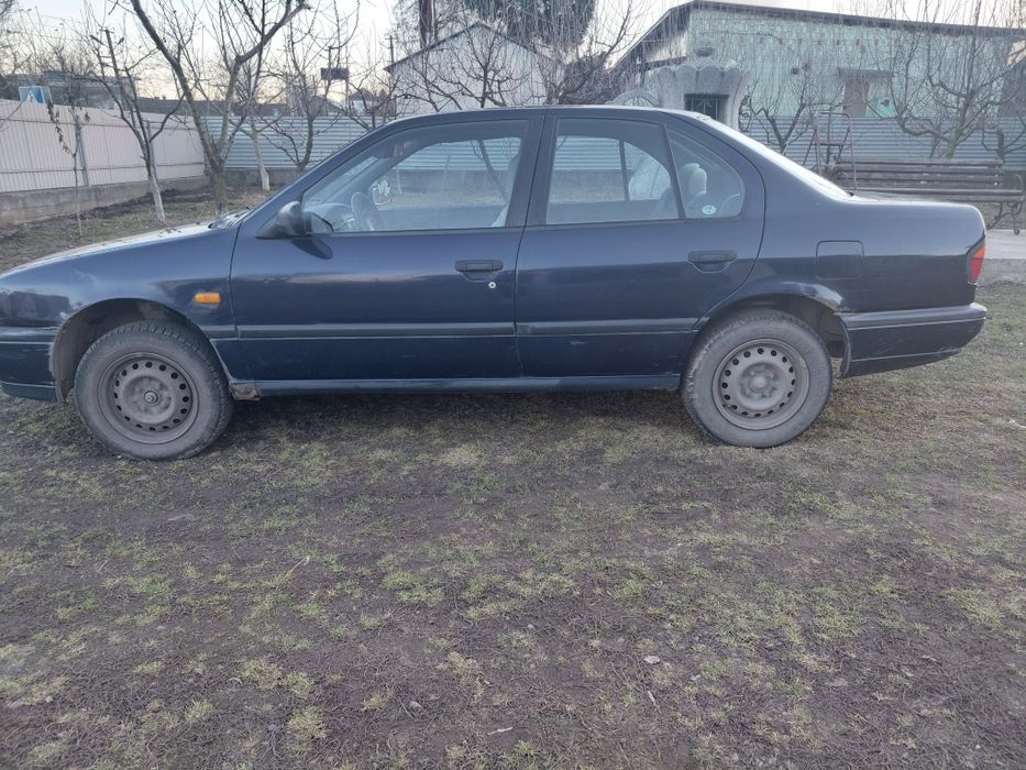 Продам Nissan Primera 1991