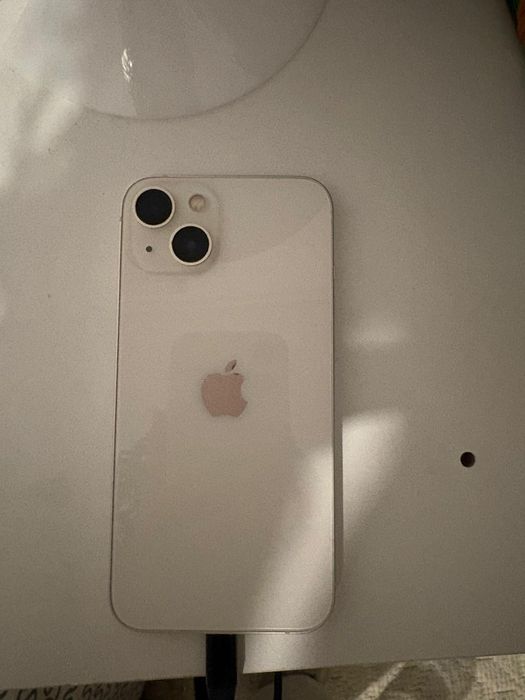 iPhone 13 de 128GB, branco, em excelente estado