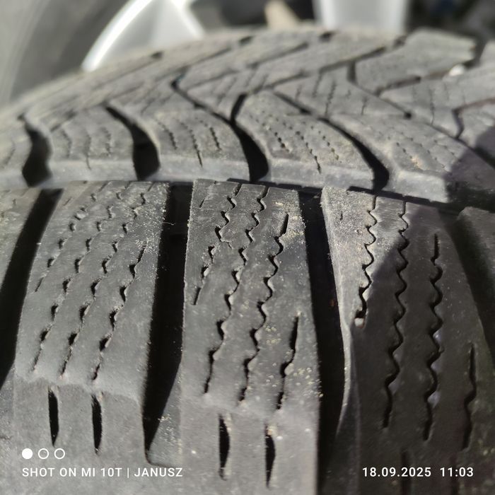 Dunlop Sport 5 SUV Zimowe.