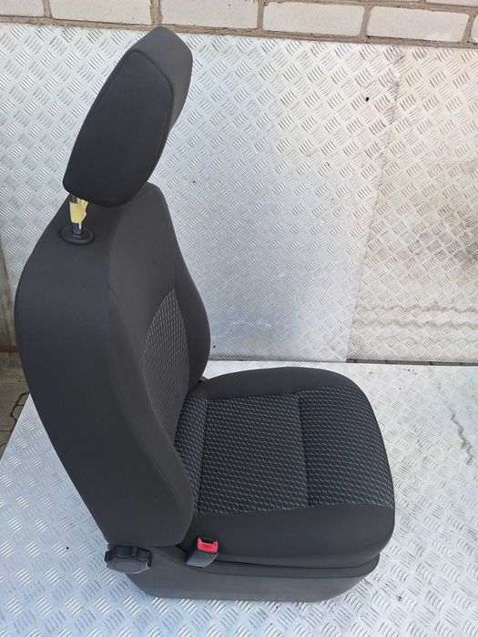 Fotel Lewy Przód Kierowcy Vw Transporter T5 LIFT FL T6 Caravelle