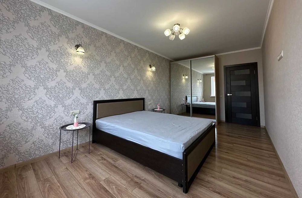 Терміново! Продаж 2-кім з ремонтом укомплектована в ЖК Містечко Центральне Центр