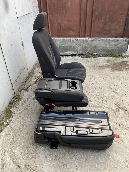 Ford Connekt грузовой 2014-2019 -салон