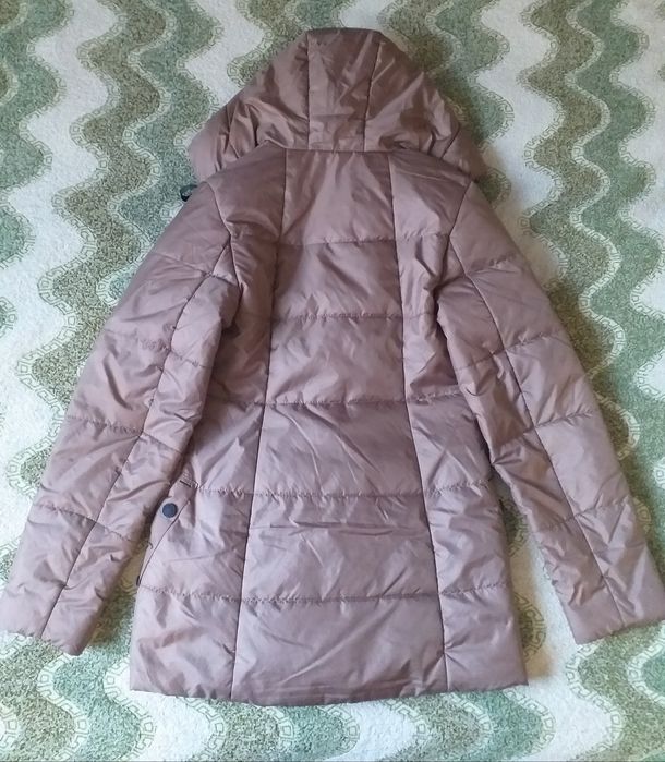 Жіноча куртка осінь/весна, розмір М