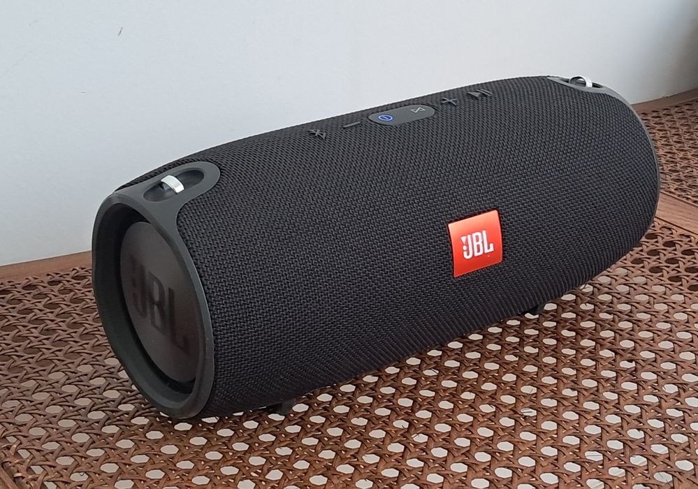 Coluna bluetooth JBL Extreme - bateria nova