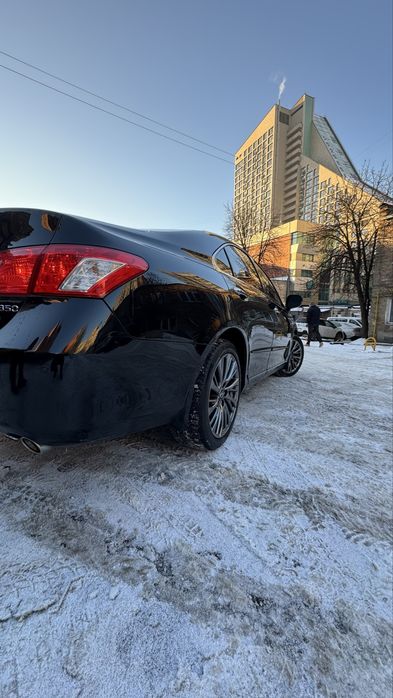 Продам Lexus ES350