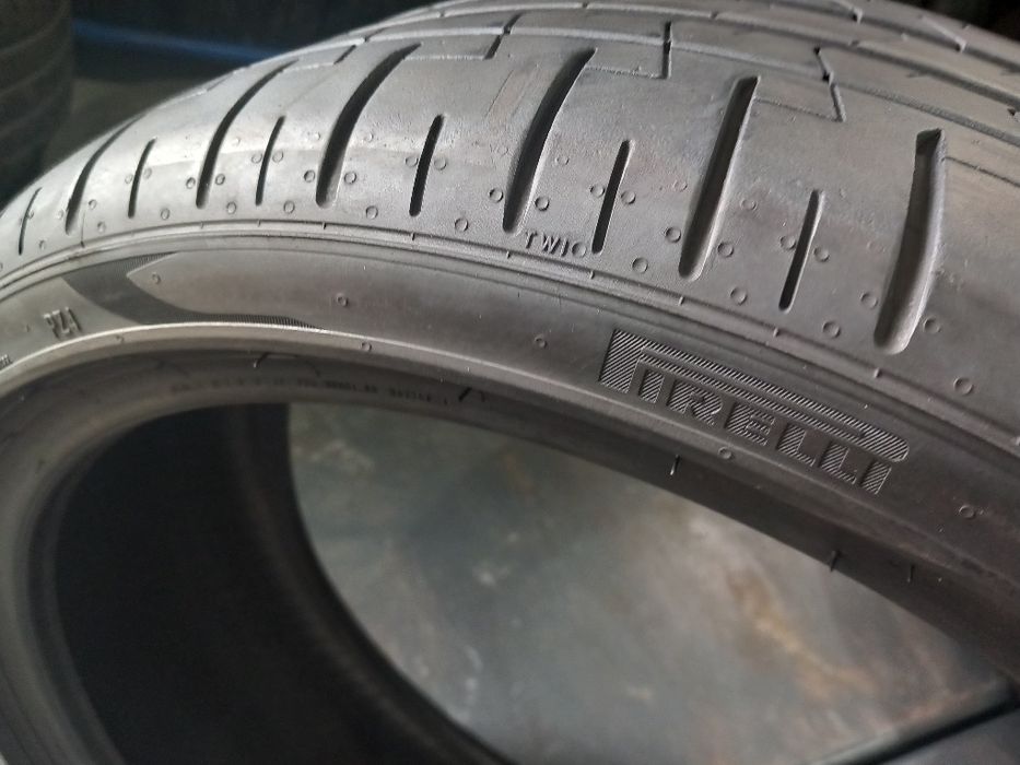 Pneus 235/35/19 Pirelli PZero Pz4 Dot2023
