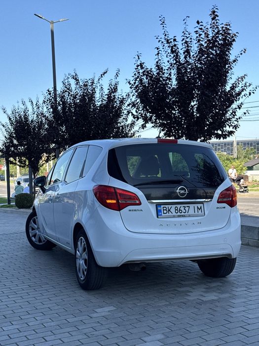 Opel Meriva 1.3 дизель 2011р