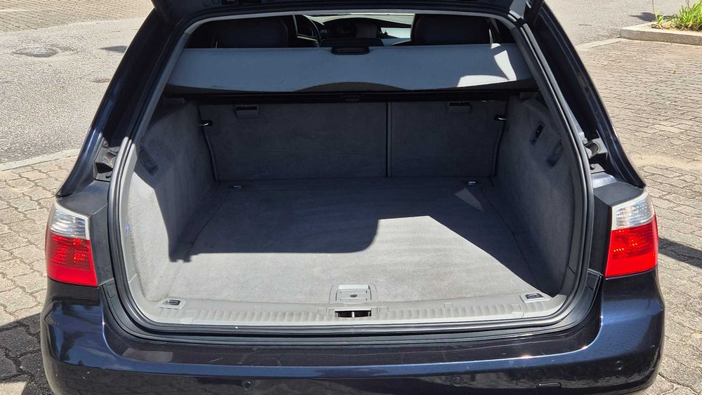 BMW 530d Touring (E61) MANUAL | Nacional | 2 Donos | Teto Panorâmico | IUC Antigo