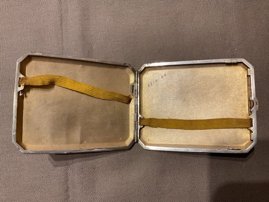 Antiga cigarreira em prata contraste Javali II