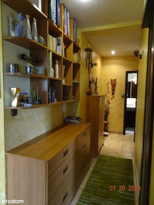 wynajmę 3 pok mieszkanie na 1 piętrze z balkonem