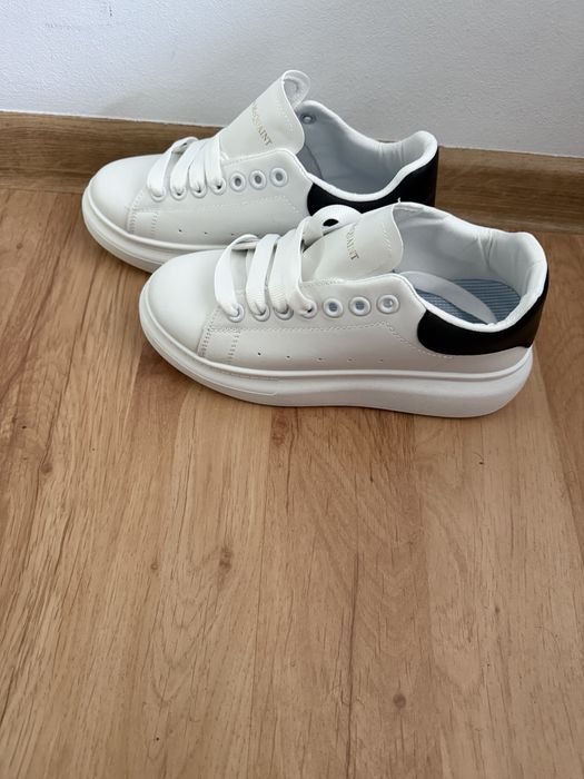 Buty McQueen nowe