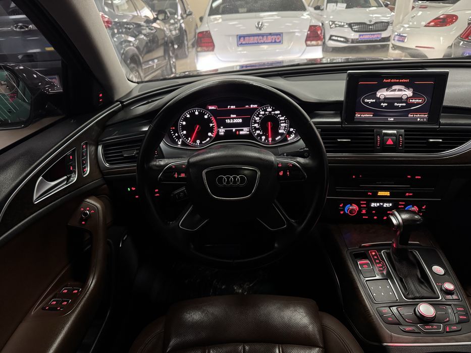 Audi A6 quattro 3.0TFSI V6 24V АКПП 2012 р.в. (300 к.с.)
