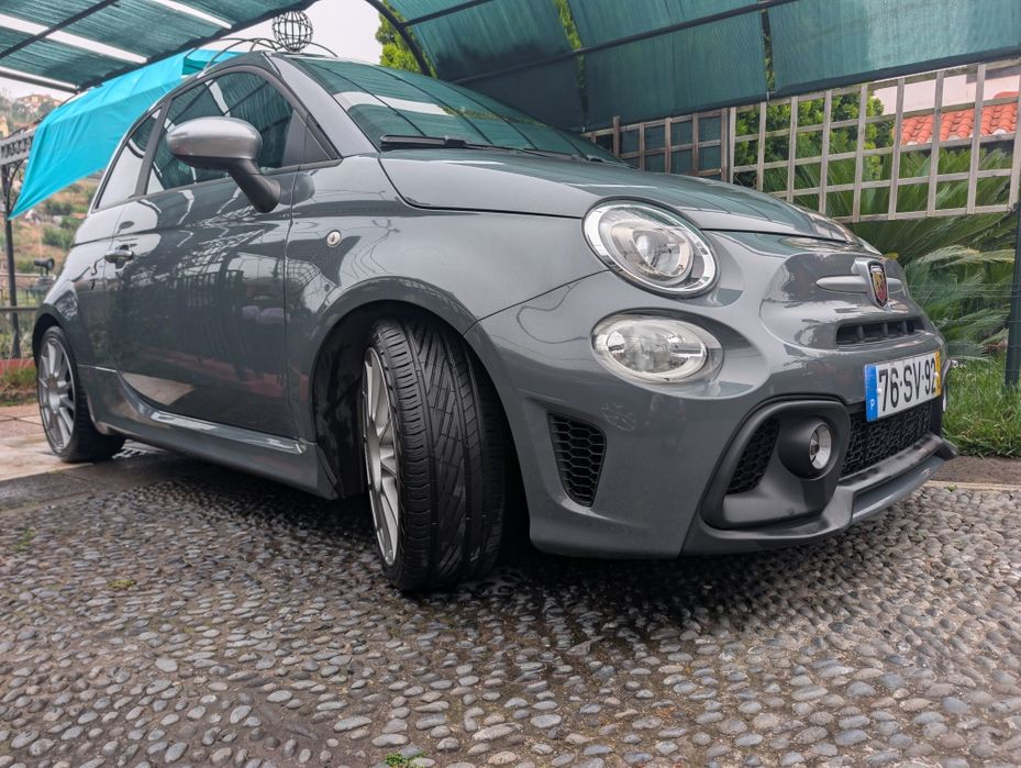Abarth 595 Turismo 1.4 T-Jet 165cv — Automático (2017)