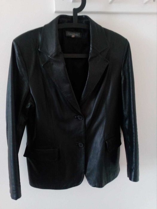 Casaco em pele genuína