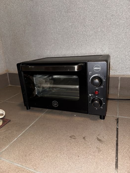 mały piekarnik elektryczny 12 litrów 1050 watów
