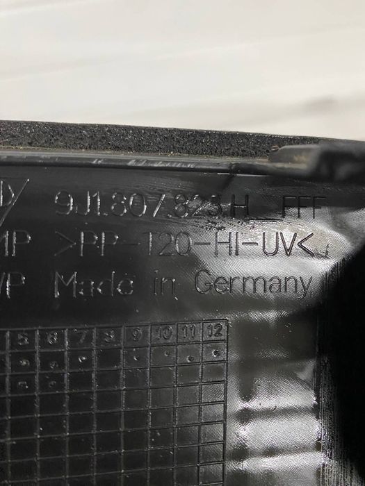 9j1807823h Porsche taycan накладка переднього бампера під радар