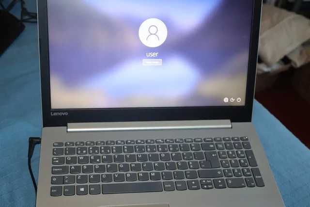 Portátil Lenovo Ideapad - Bom Estado