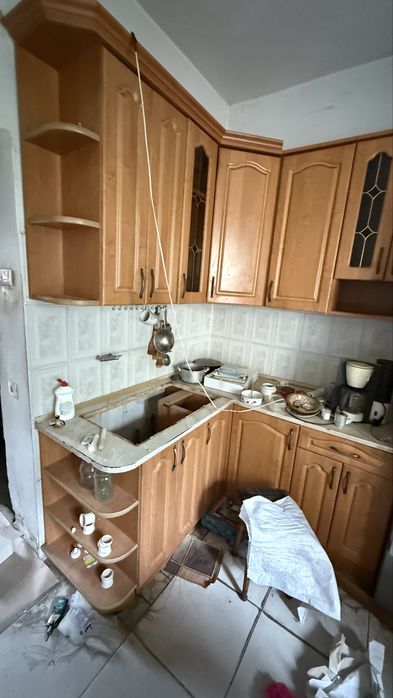 Кухня б / у кутова . Габарит 1540х1570