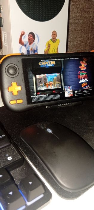 consola portátil baseada em Android 14,