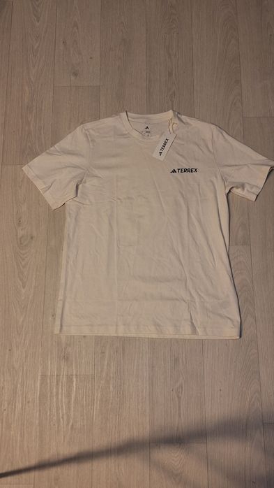 Футболка Adidas Terrex розмір L. IZ0470