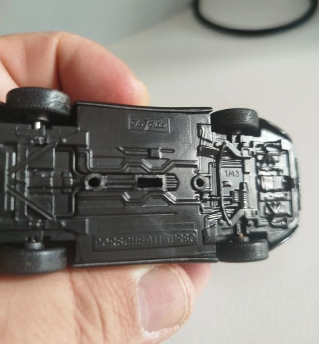 Porsche 911 Turbo (996) – JoyCity 1:43 – Miniatura Colecionável