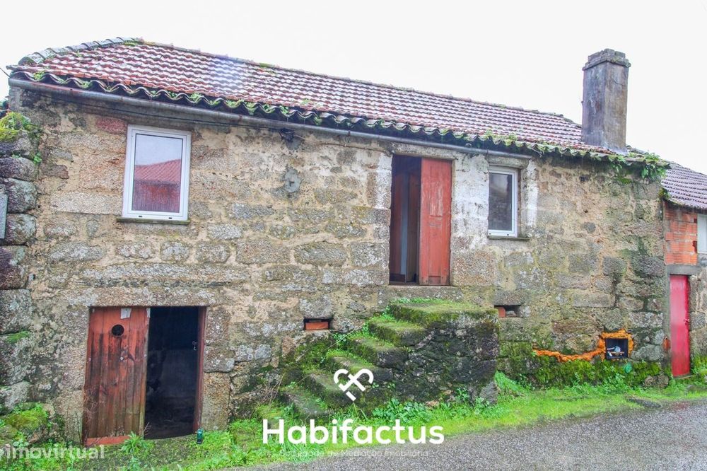 Moradia para reconstuir em Tondela