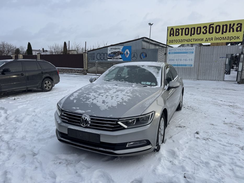 Комплектний перед Passat В8 пасат В8 бампер крила капот LB7W