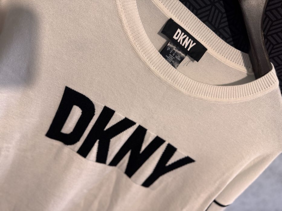 Кофта свитр DKNY