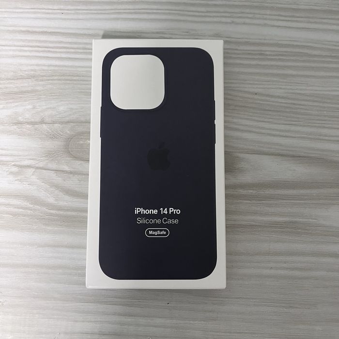 чехол на iphone 17 , iphone 14 pro