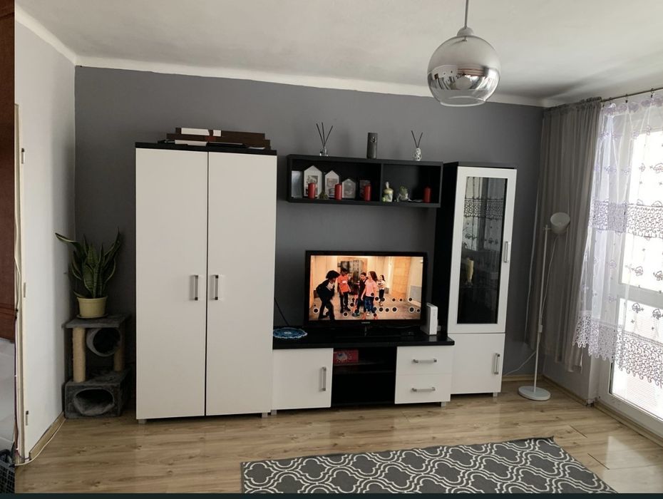 Wynajmę mieszkanie Mickiewicza 18