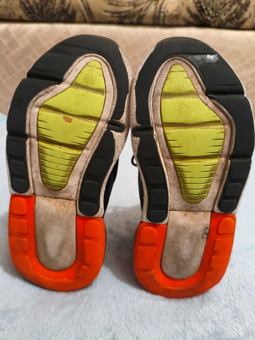 Дитячі кросівки Nike Air Max 270, розмір 28,5, устілка 19 см
