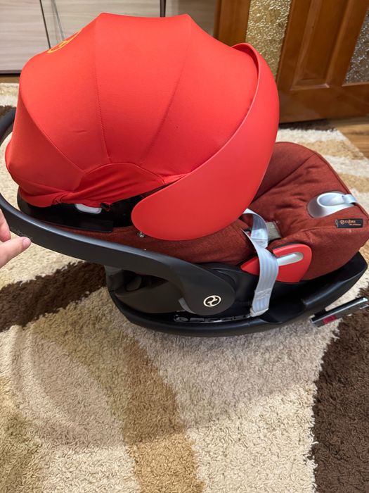 Автокрісло Cybex з системою кріплення ізо фікс!