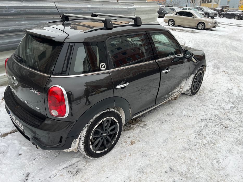 Поперечини багажник для вашого MINI від Thule