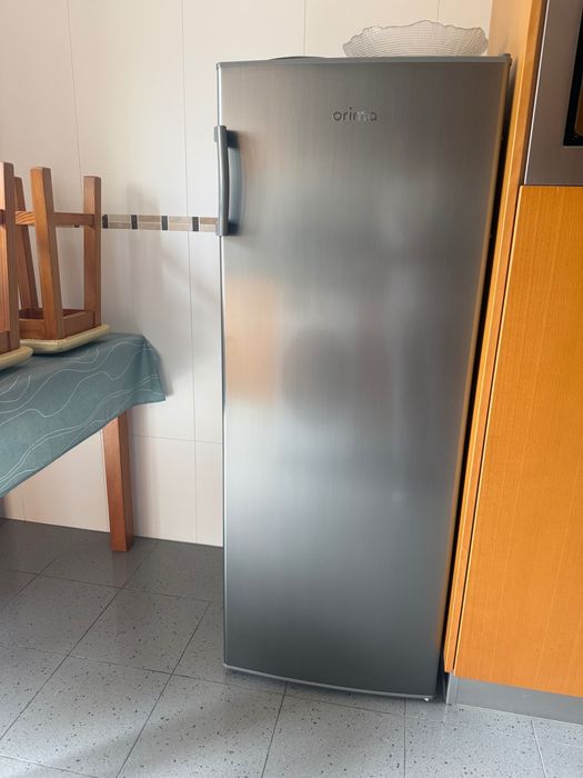 Congelador vertical  ORIMA