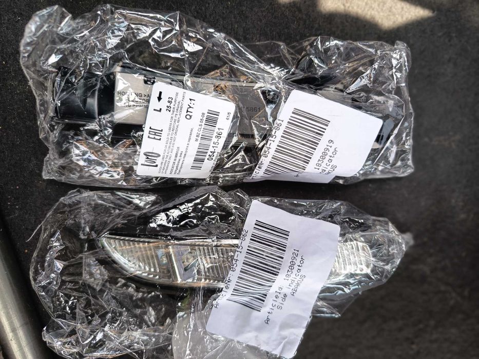 Par de piscas, Mercedes w 211 novas.