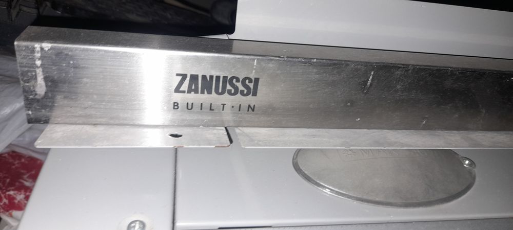 Fogão e exaustor como novos