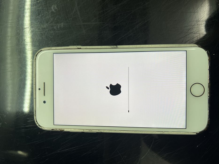 Iphone 8- 64GB desbloqueado