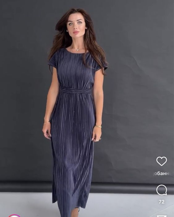 Чорна сукня