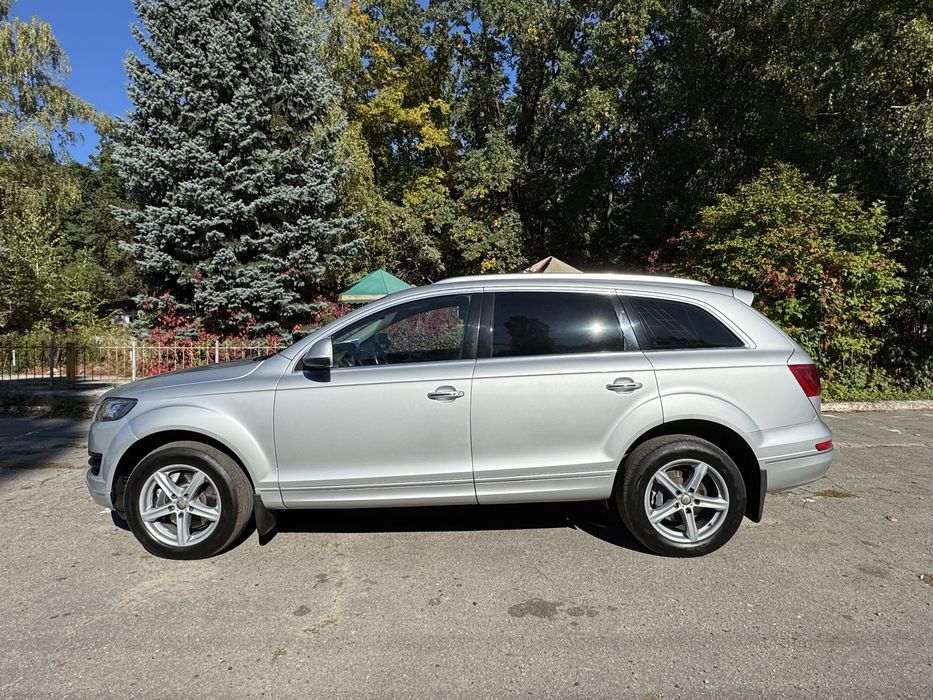 Audi Q7 офіціал 2014 рік