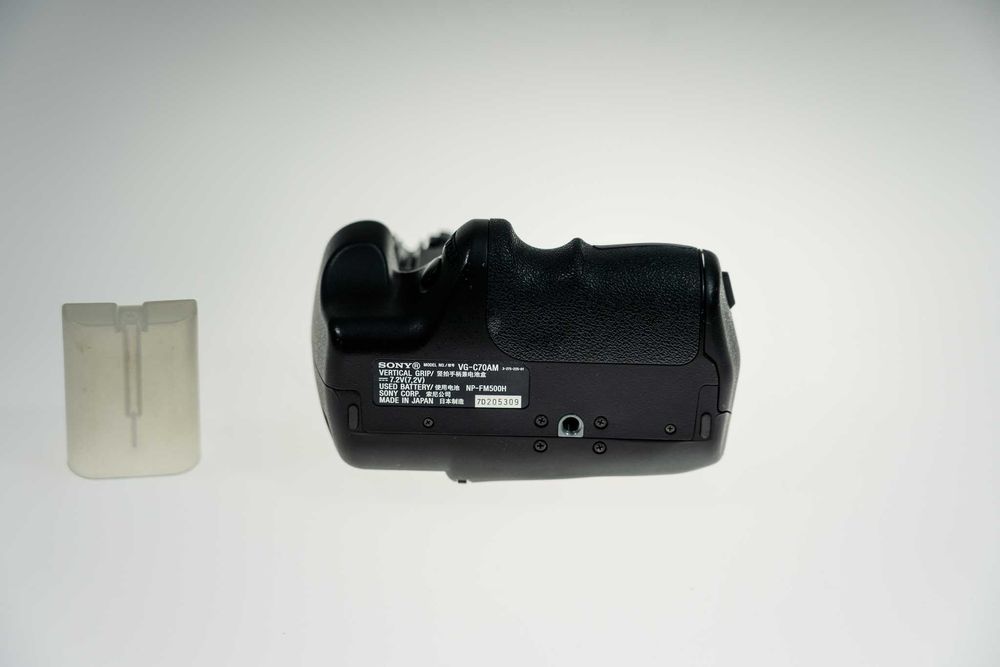 Sprzedam Grip do aparatu Sony A 700