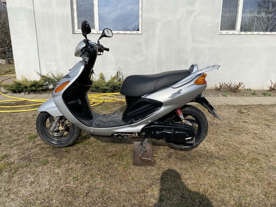 YAMAHA Гранд AXIS  100