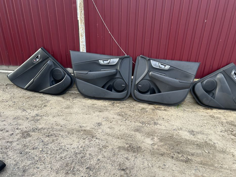 Карти дверей хюндай кона елетро шкіра і прості