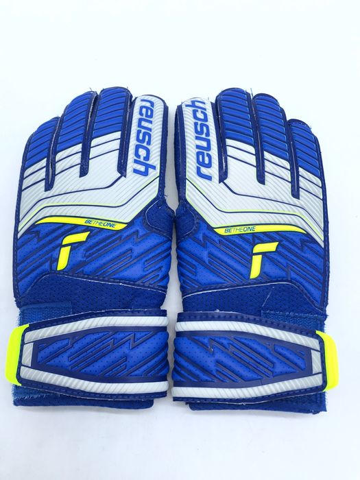 Rękawice bramkarskie Reusch ATTRAKT SOLID r.5