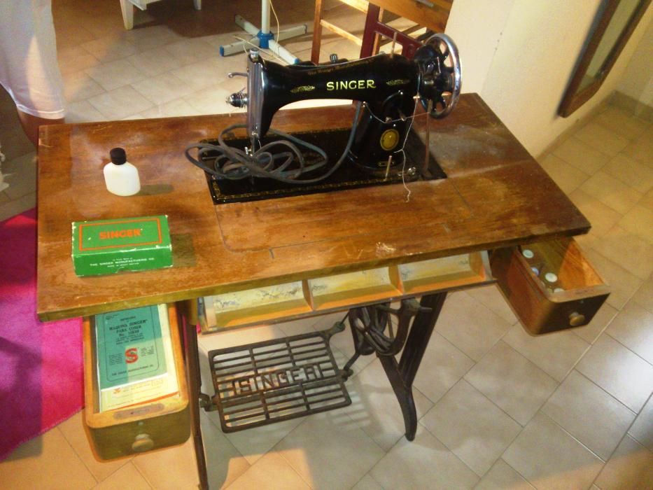 Maquina de costura Singer - Oportunidade
